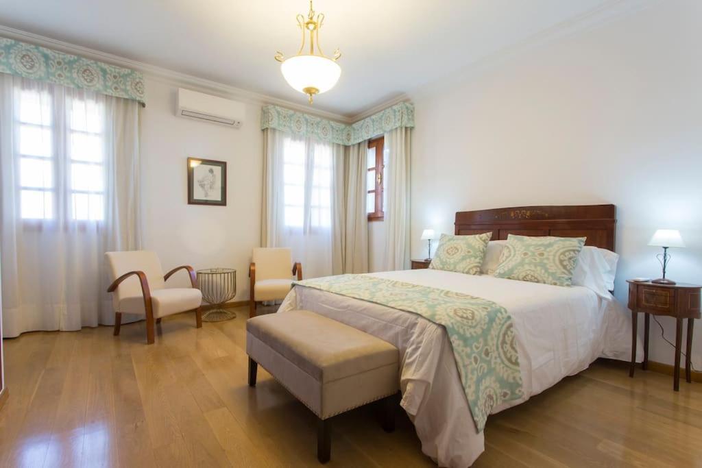 Andalusian Villa On The Sea And The Bay Of Málaga Exterior foto